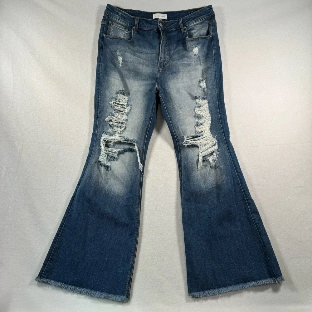 Risen Flare Leg Jeans Womens Size 3XL Medium Blue High Rise